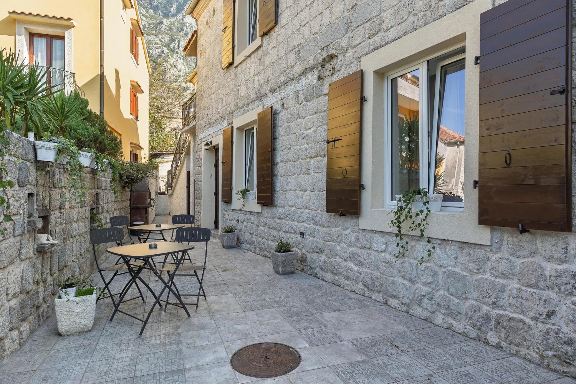 Verdi Kotor Ngoại thất bức ảnh