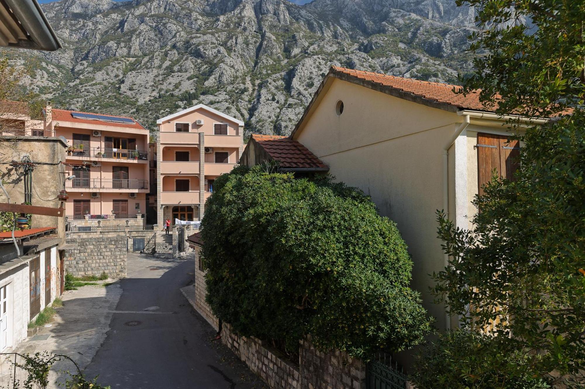 Verdi Kotor Ngoại thất bức ảnh