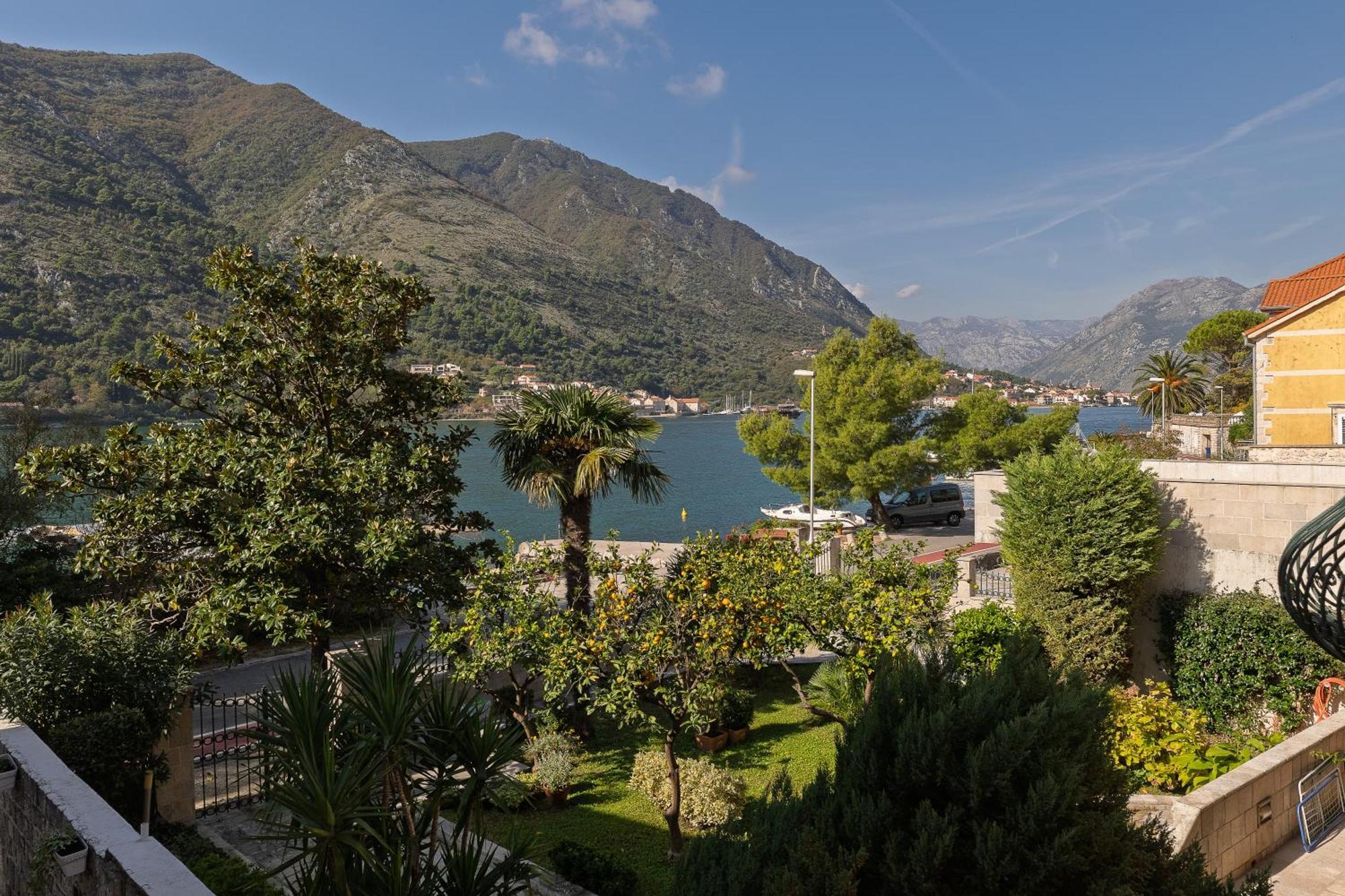 Verdi Kotor Ngoại thất bức ảnh